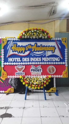 Papan Bunga di Area Pantai Merak